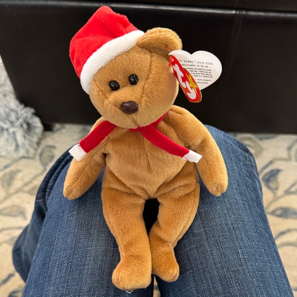 Ty 1997 Bear : Brown Bear with Red Santa Hat and Scarf